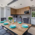 Casa vacanze Alana & Alva With Garden By Renters *
